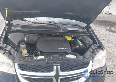 2016 Dodge Grand Caravan Sxt from USA, damaged, VIN 2C4RDGCG7GR274678